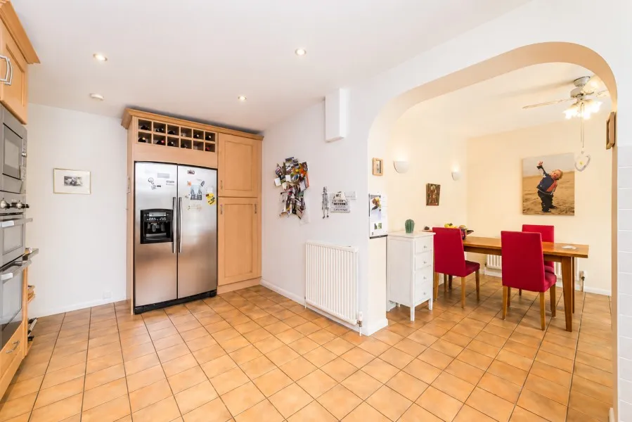 Old Avenue, West Byfleet, KT14, photo 8