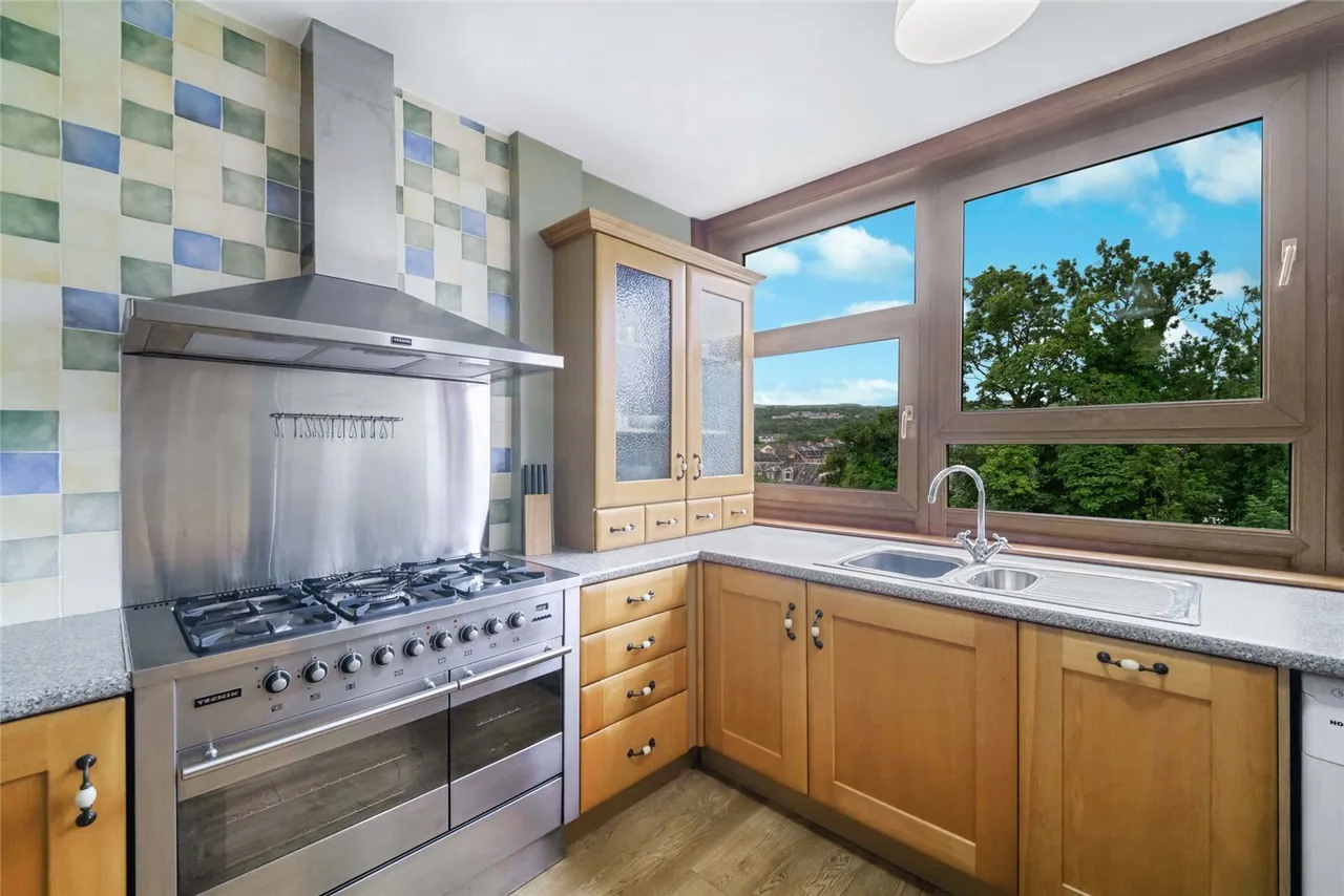 Newton Street, Greenock, Inverclyde, PA16, photo 7