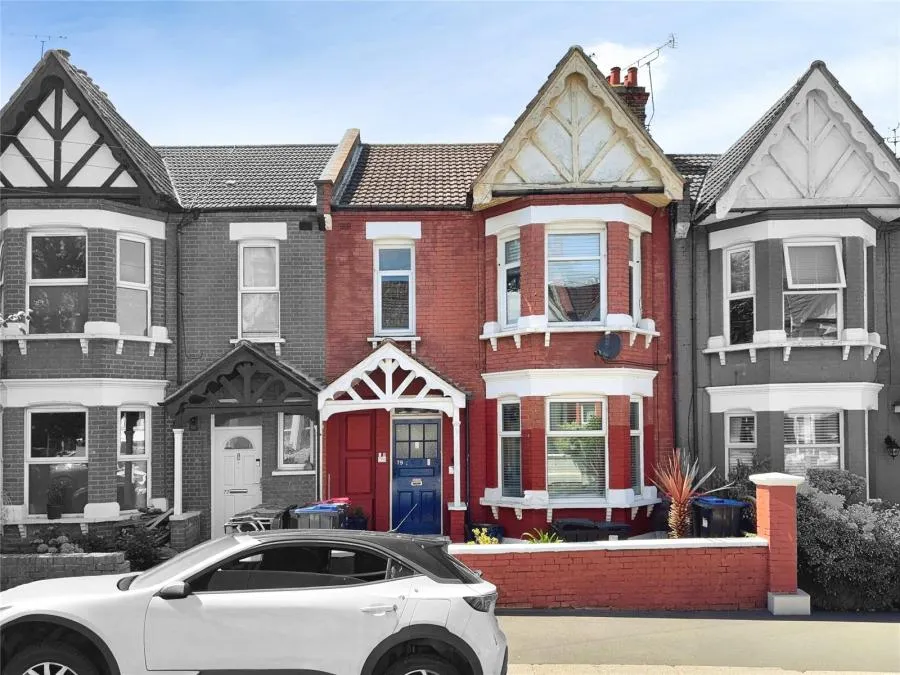 1 bed flat for sale, Silverdale Avenue, Westcliff-on-Sea, SS0