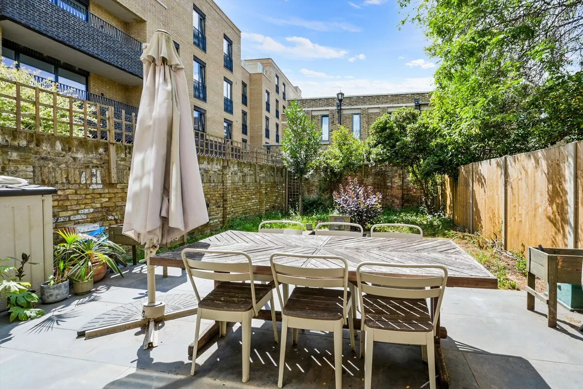 Barnes Street, London, E14, photo 12