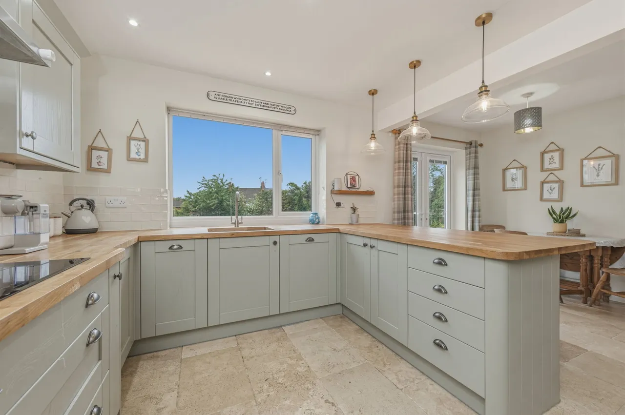 Woodland Hill, Leeds, LS15, photo 4