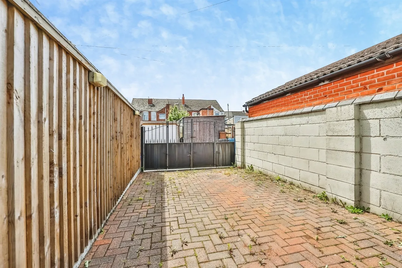 Nottingham Road, Ilkeston, DE7, photo 23
