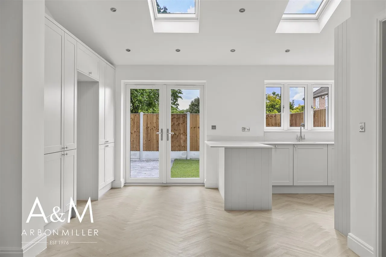 Penrith Road, Hainault, Essex, Ilford, IG63DB, photo 5