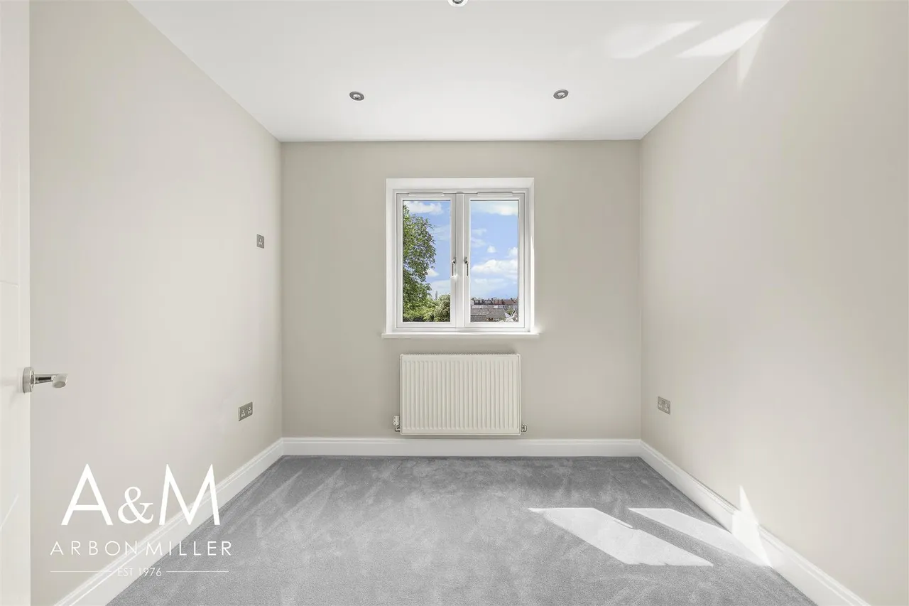 Penrith Road, Hainault, Essex, Ilford, IG63DB, photo 17
