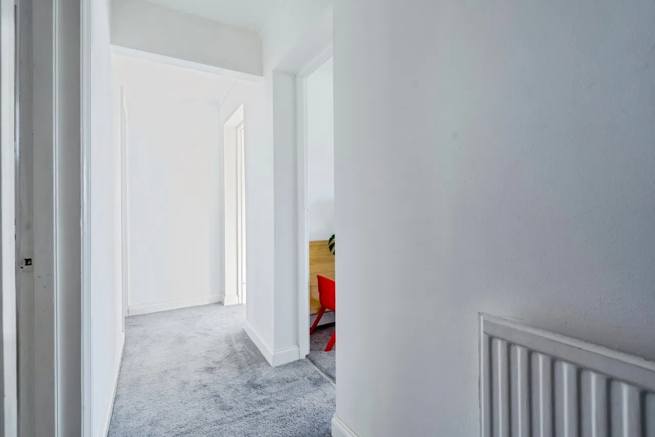 Boundstone Close, Lancing, BN15, photo 11
