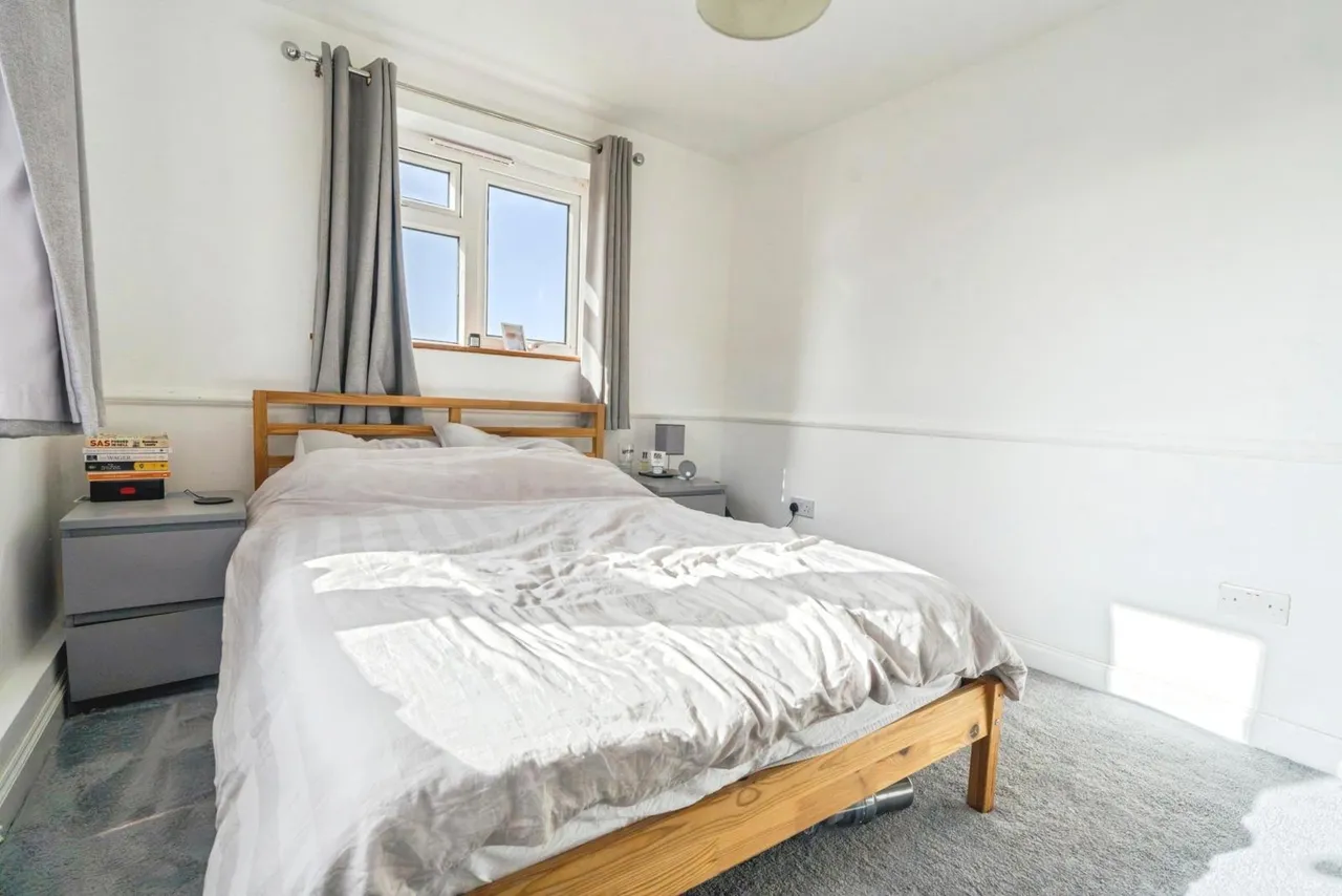 Boundstone Close, Lancing, BN15, photo 9