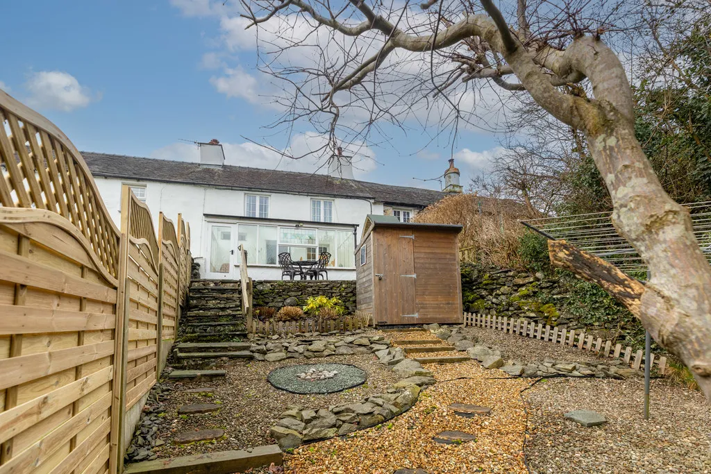 Burnbank Farm Cottages, Lindale, LA11, photo 15