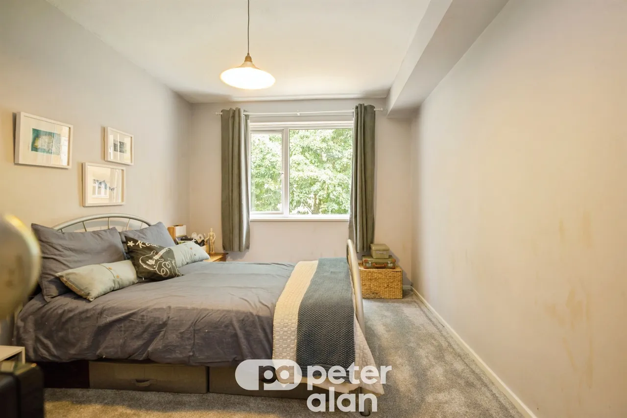 George Street, Pontypool, NP4, photo 11