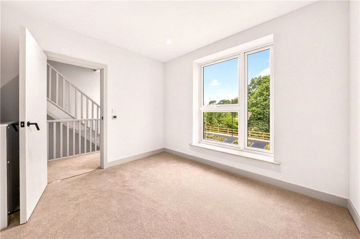 Ballast Road, Erith, DA8, photo 11