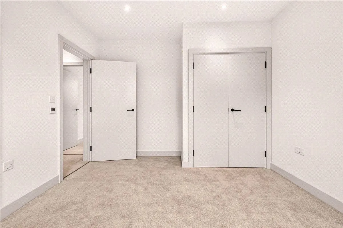 Ballast Road, Erith, DA8, photo 12