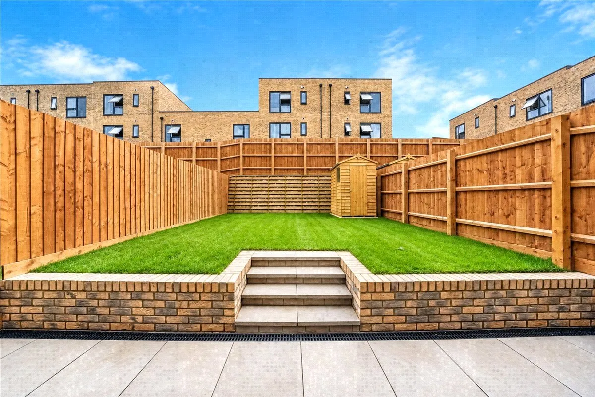 Ballast Road, Erith, DA8, photo 3