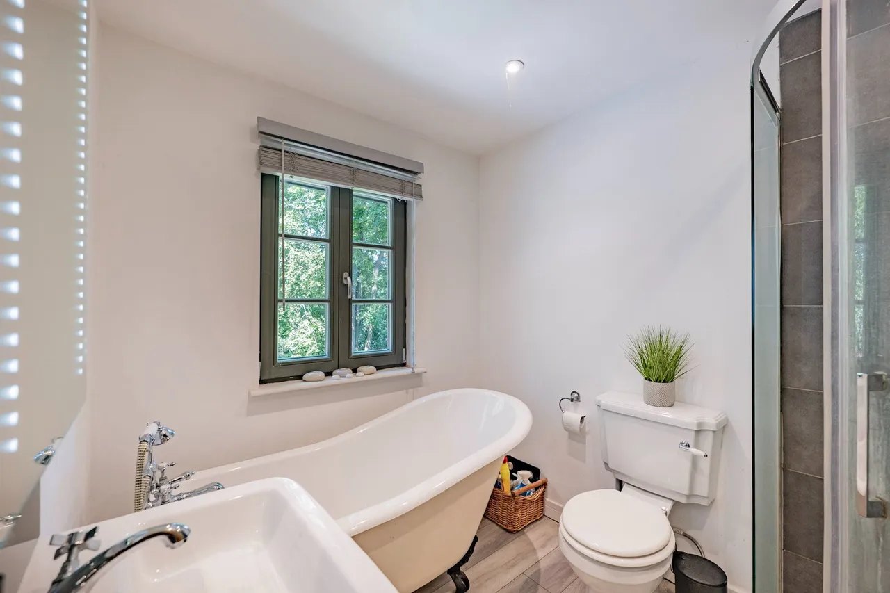 St. Johns Road, Crowborough, TN6, photo 17