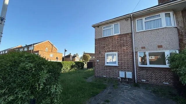 Tomswood Hill , Chigwell IG6, photo 7