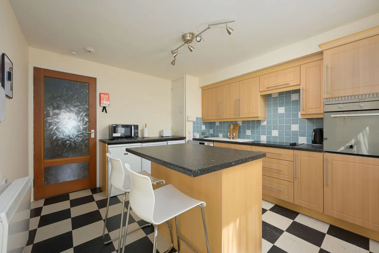 Hillcrest Avenue, Cumbernauld, G67 1ES, photo 7