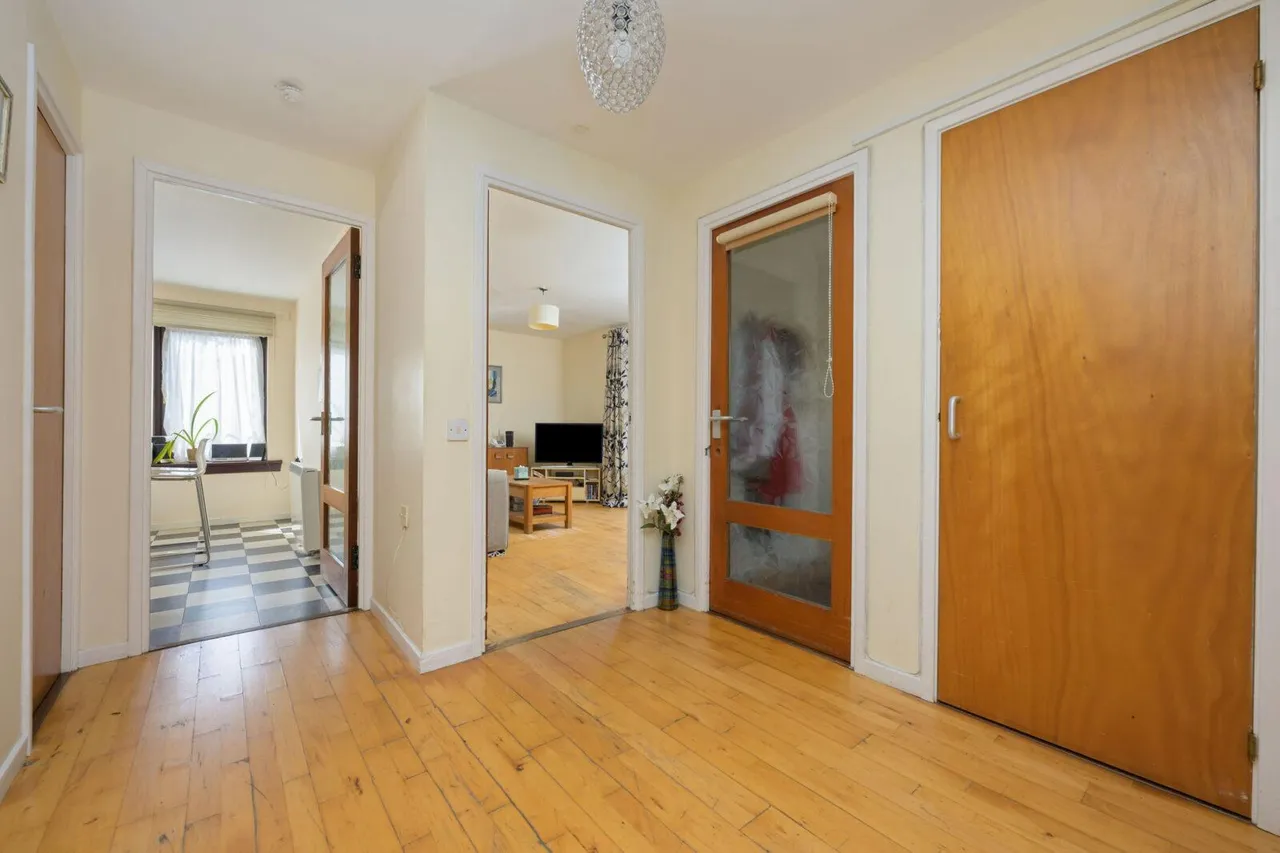 Hillcrest Avenue, Cumbernauld, G67 1ES, photo 19