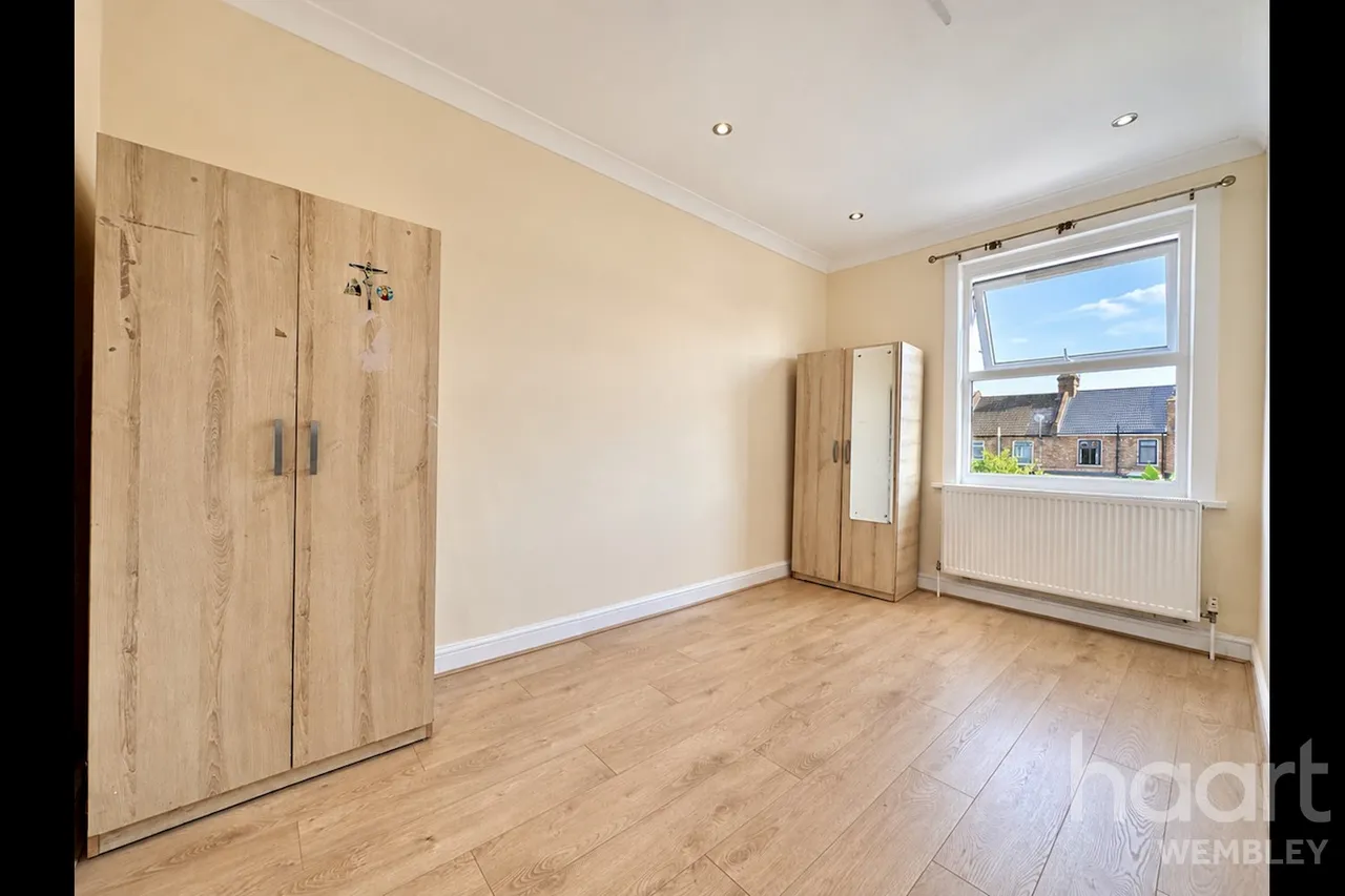 Waverley Avenue, HA9, photo 10