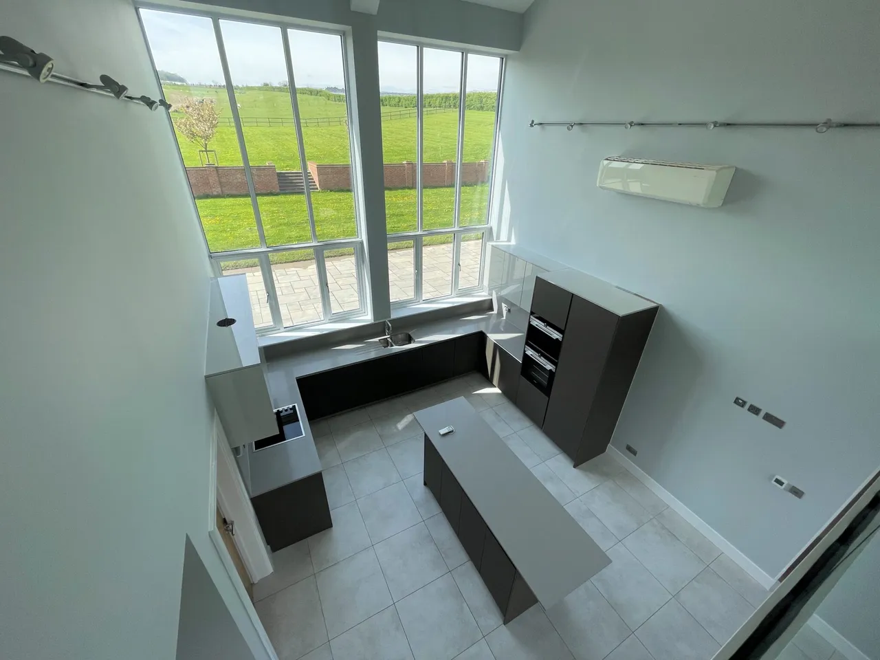River Barn, Tutsham Farm, ME15, photo 11