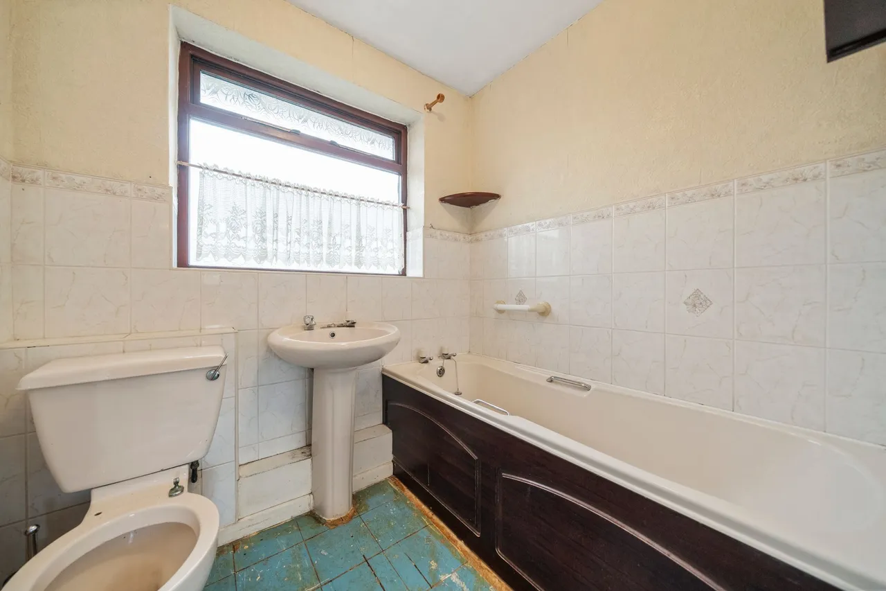 Mallory Drive, Leigh, Leigh, WN7 2HY, photo 15