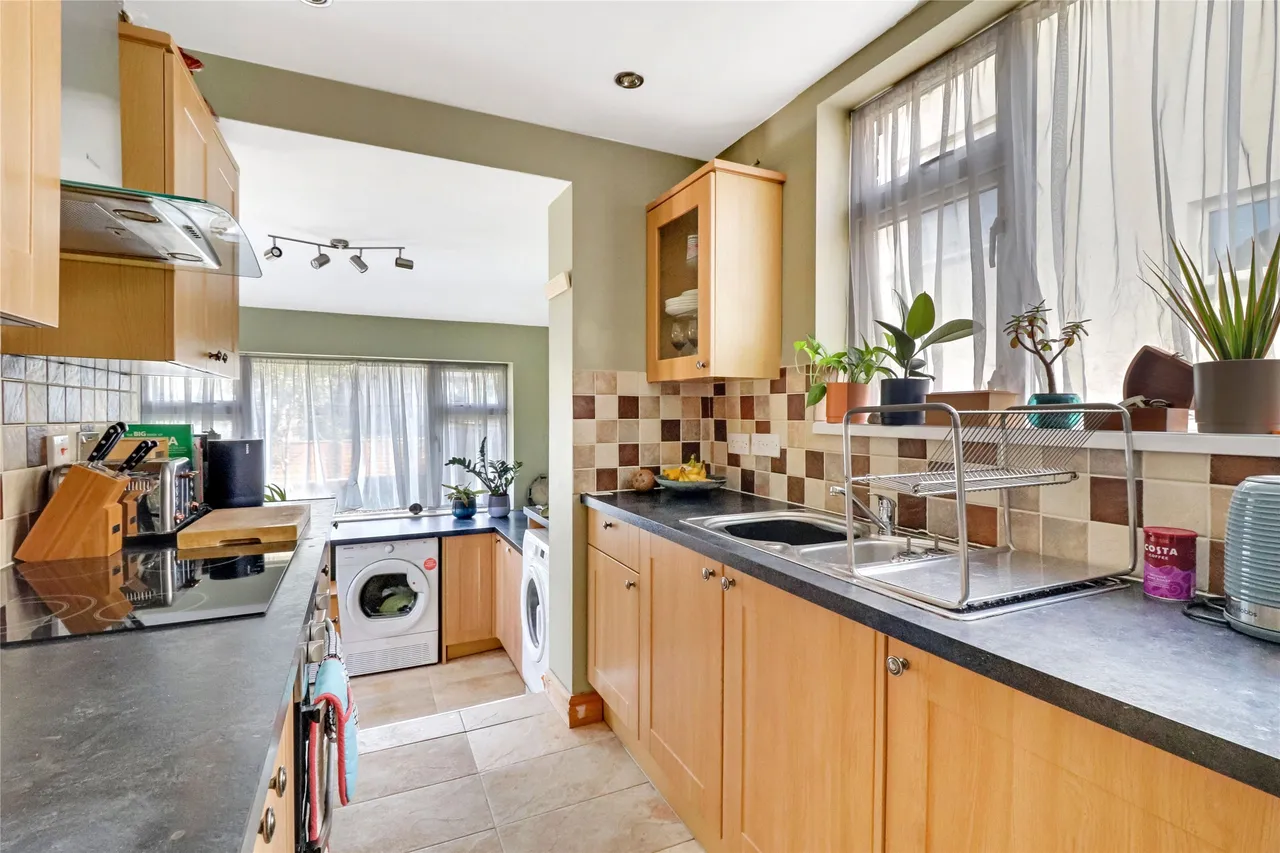 Raleigh Road, Barnstaple, EX31, photo 4