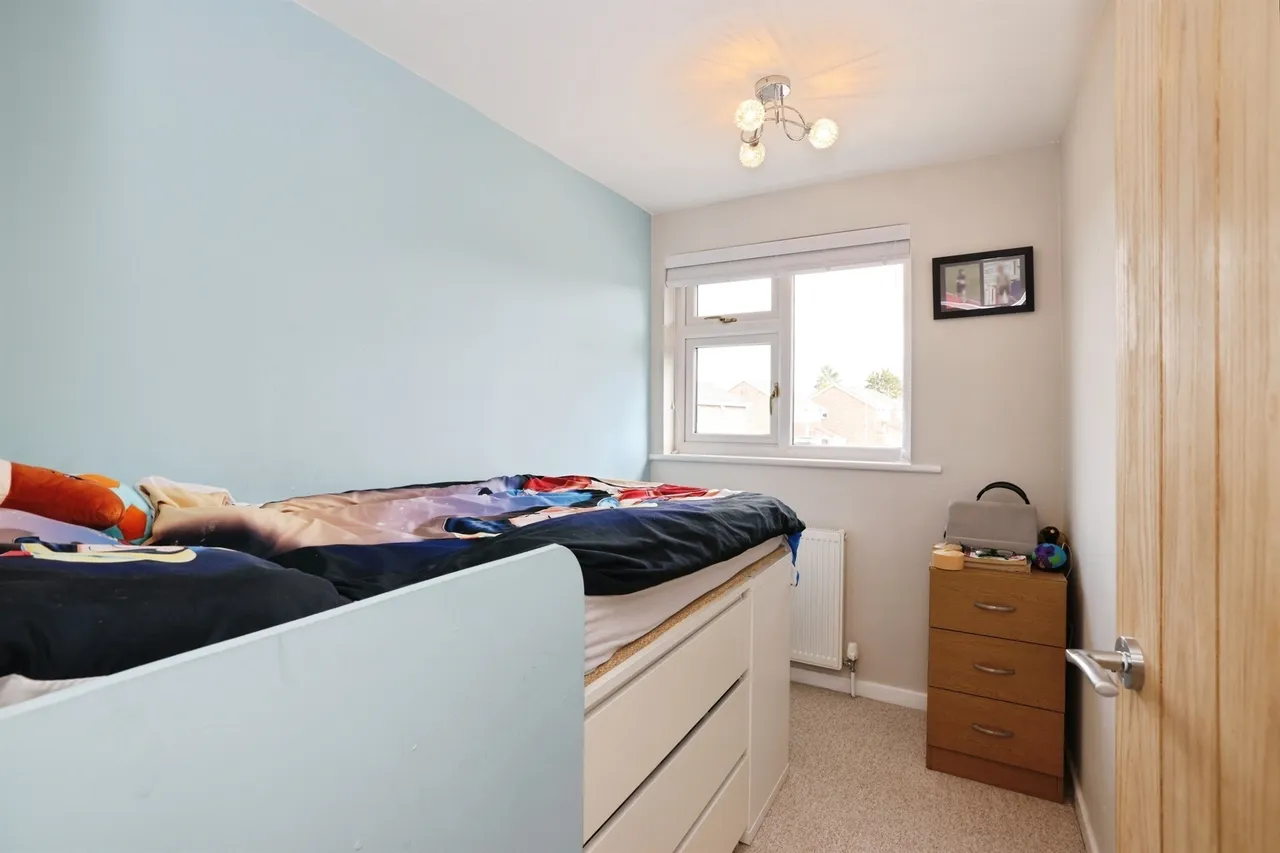 Heron Close, Calne, photo 9