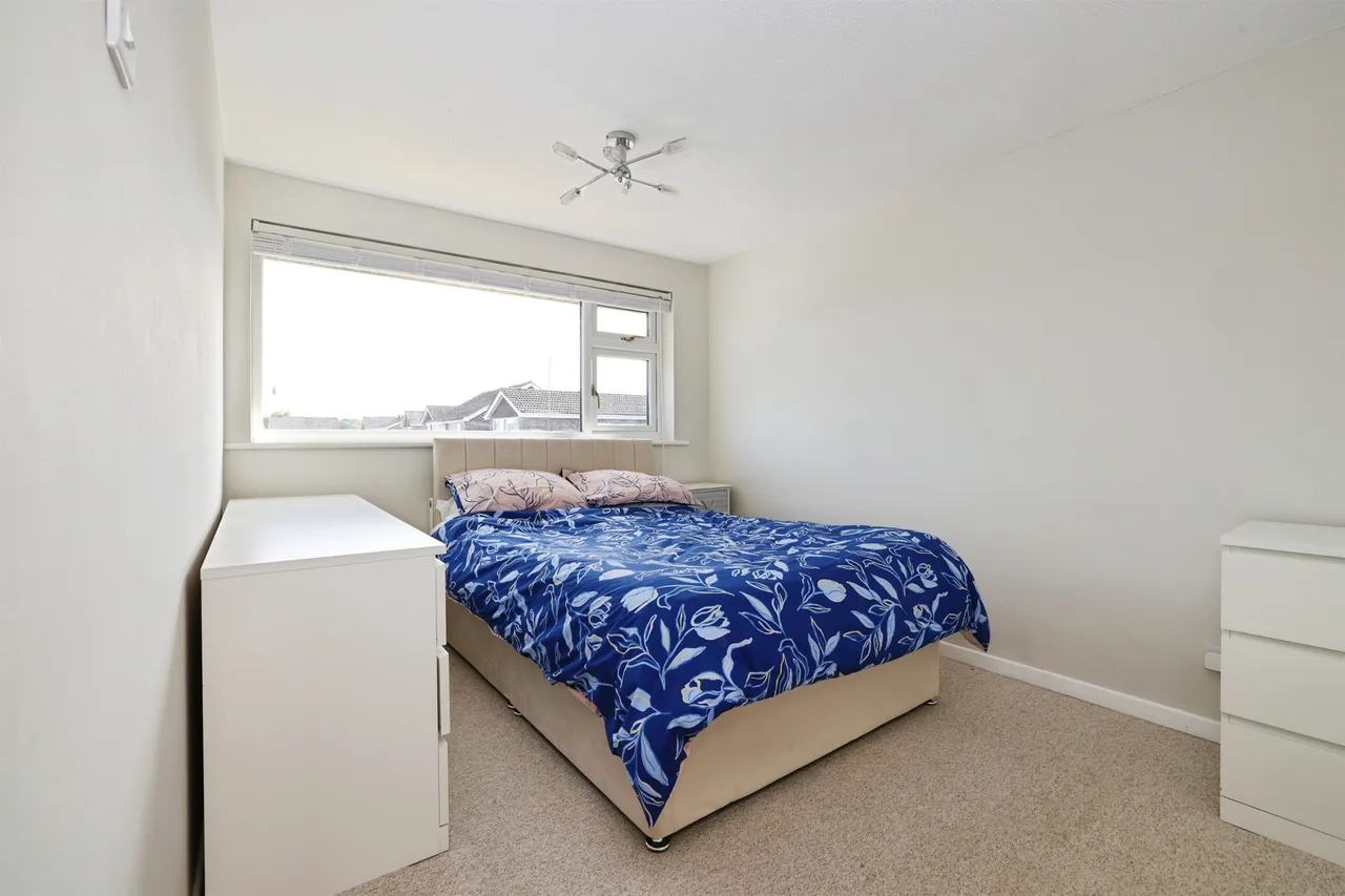 Heron Close, Calne, photo 7