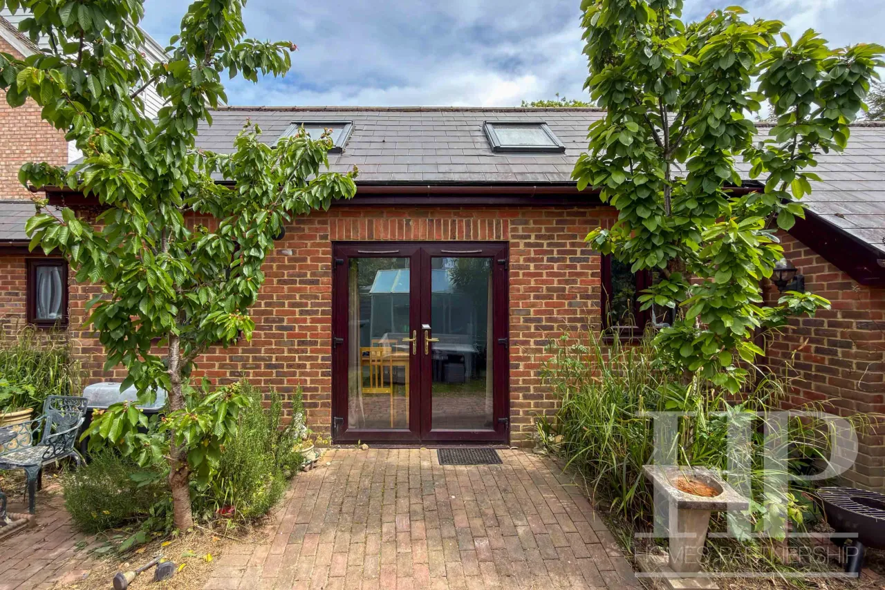 Ifield Road, Crawley, RH11, photo 6