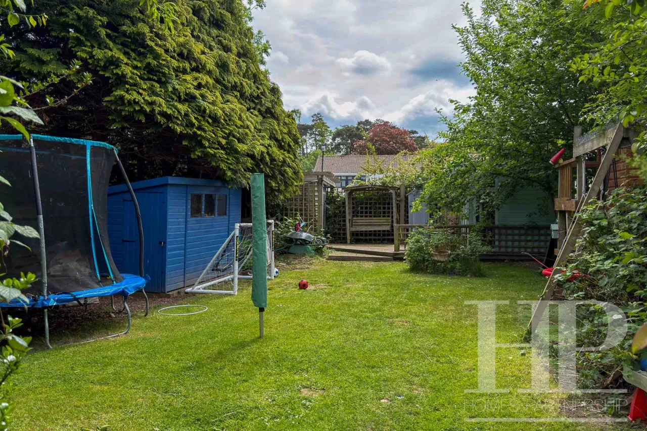 Ifield Road, Crawley, RH11, photo 8