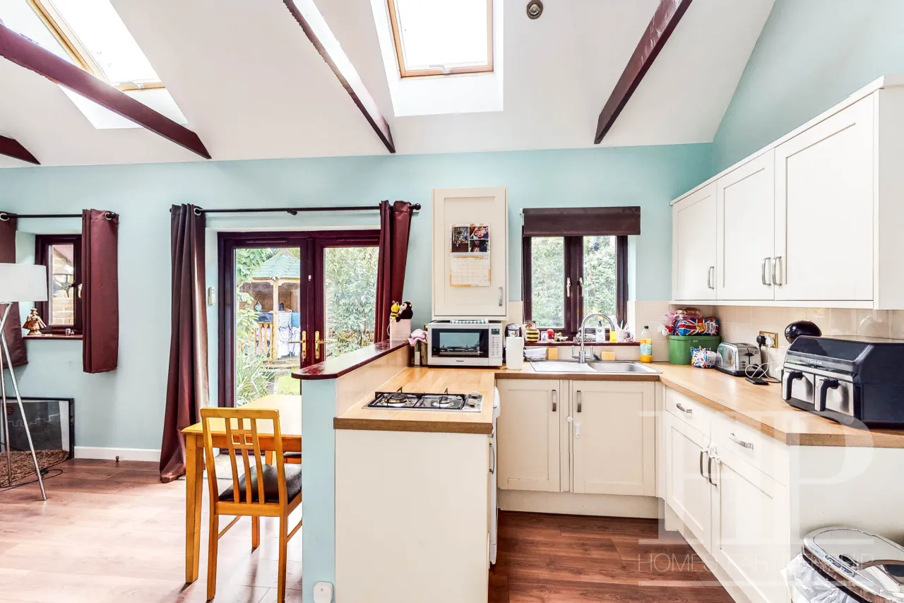 Ifield Road, Crawley, RH11, photo 25