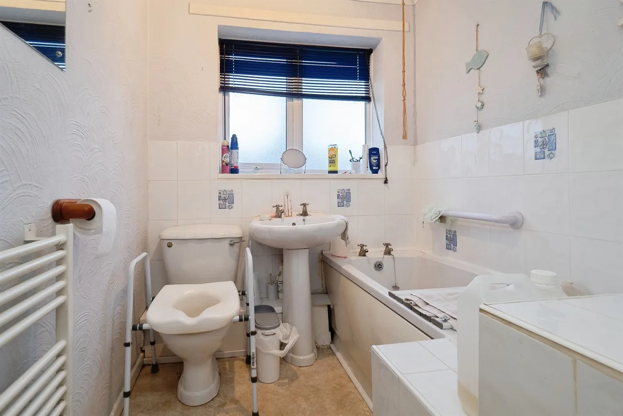 Easton Road, BRIDLINGTON, photo 11