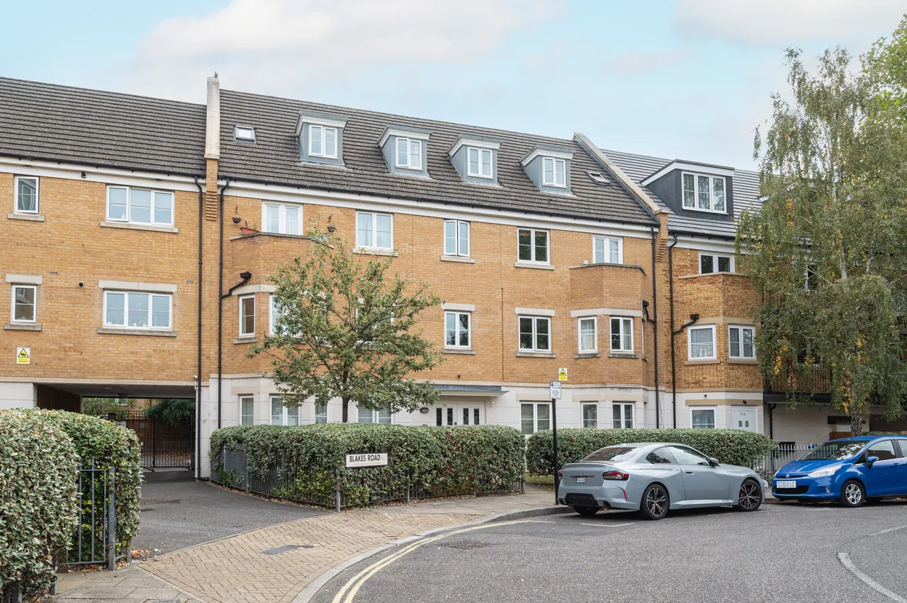 2 bed flat to rent, London, SE15