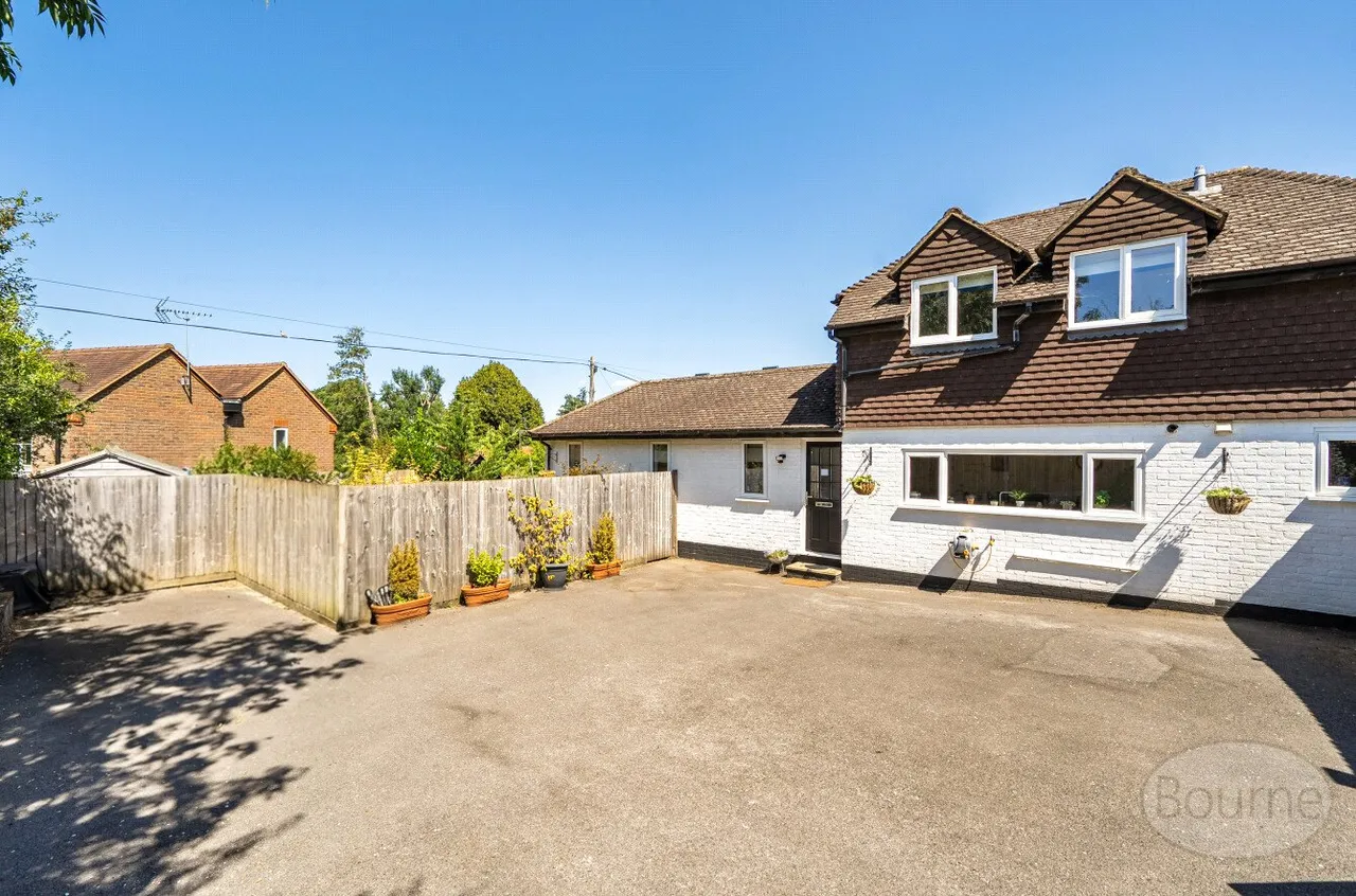 School Lane, Petersfield, GU32, photo 14