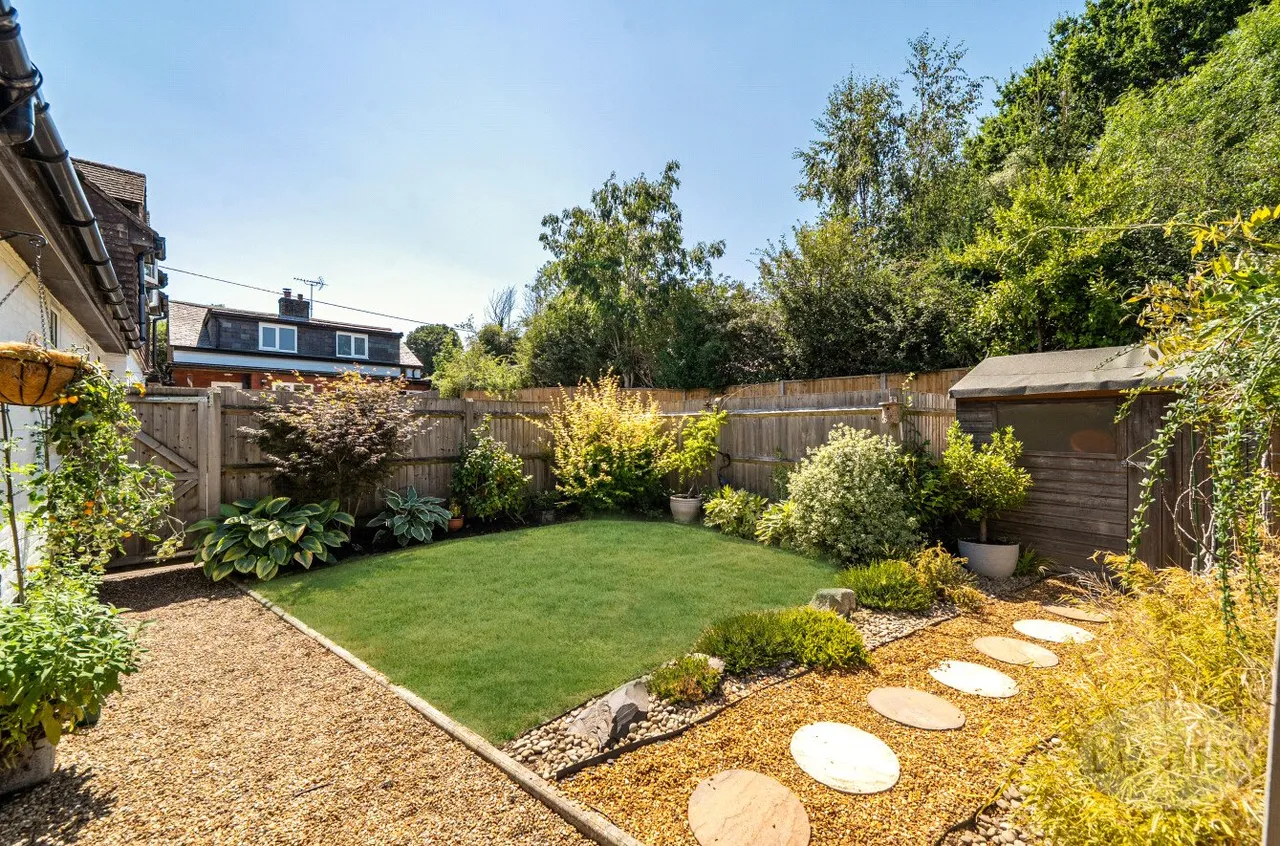 School Lane, Petersfield, GU32, photo 15