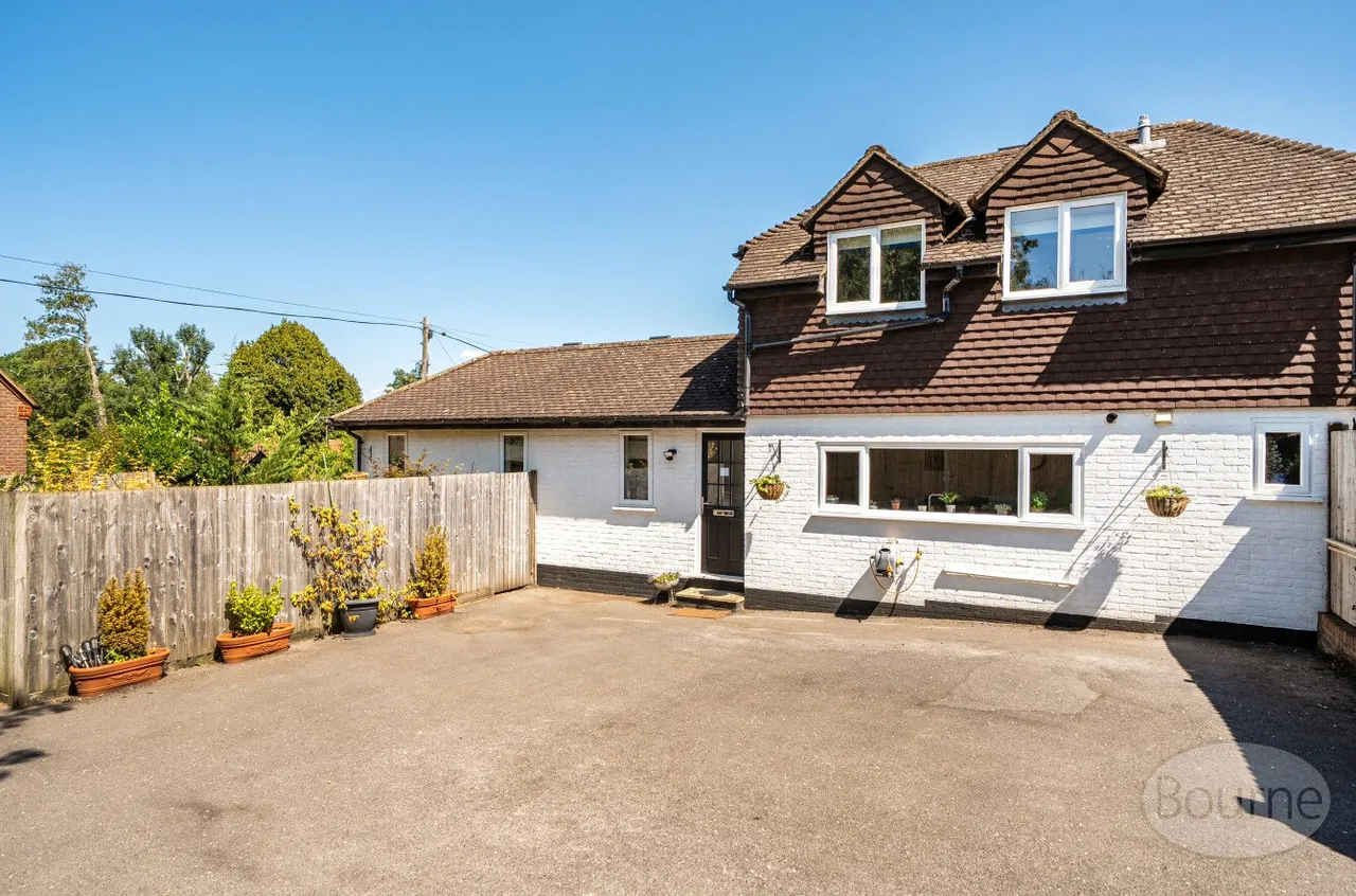 2 bed house for sale, School Lane, Petersfield, GU32