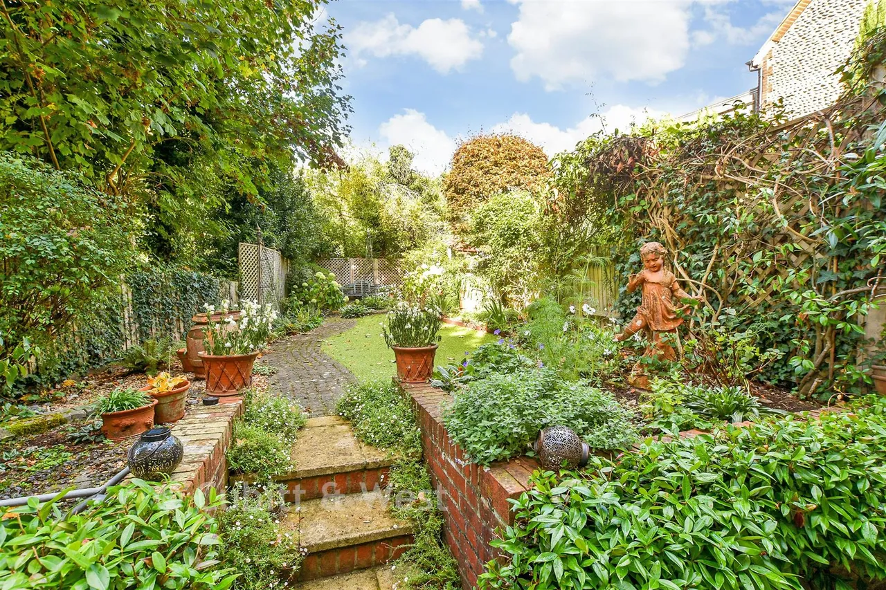 Mount Pleasant, Arundel, BN18, photo 18