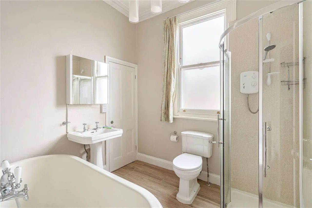 Ravenswood Road, Redland, BS6, photo 12