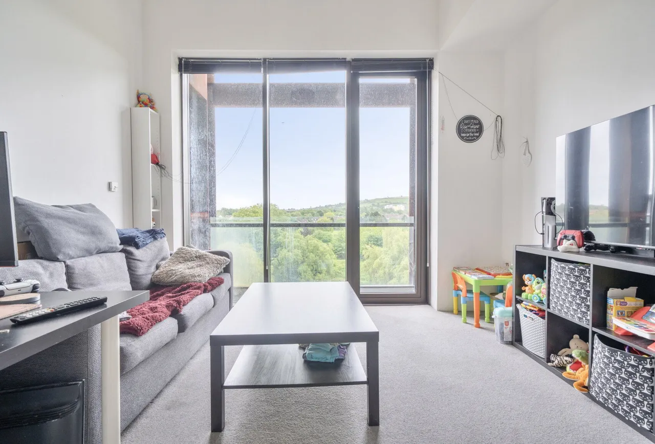 1 bed flat for sale — Lakeshore Drive, Bristol, BS13 7BG