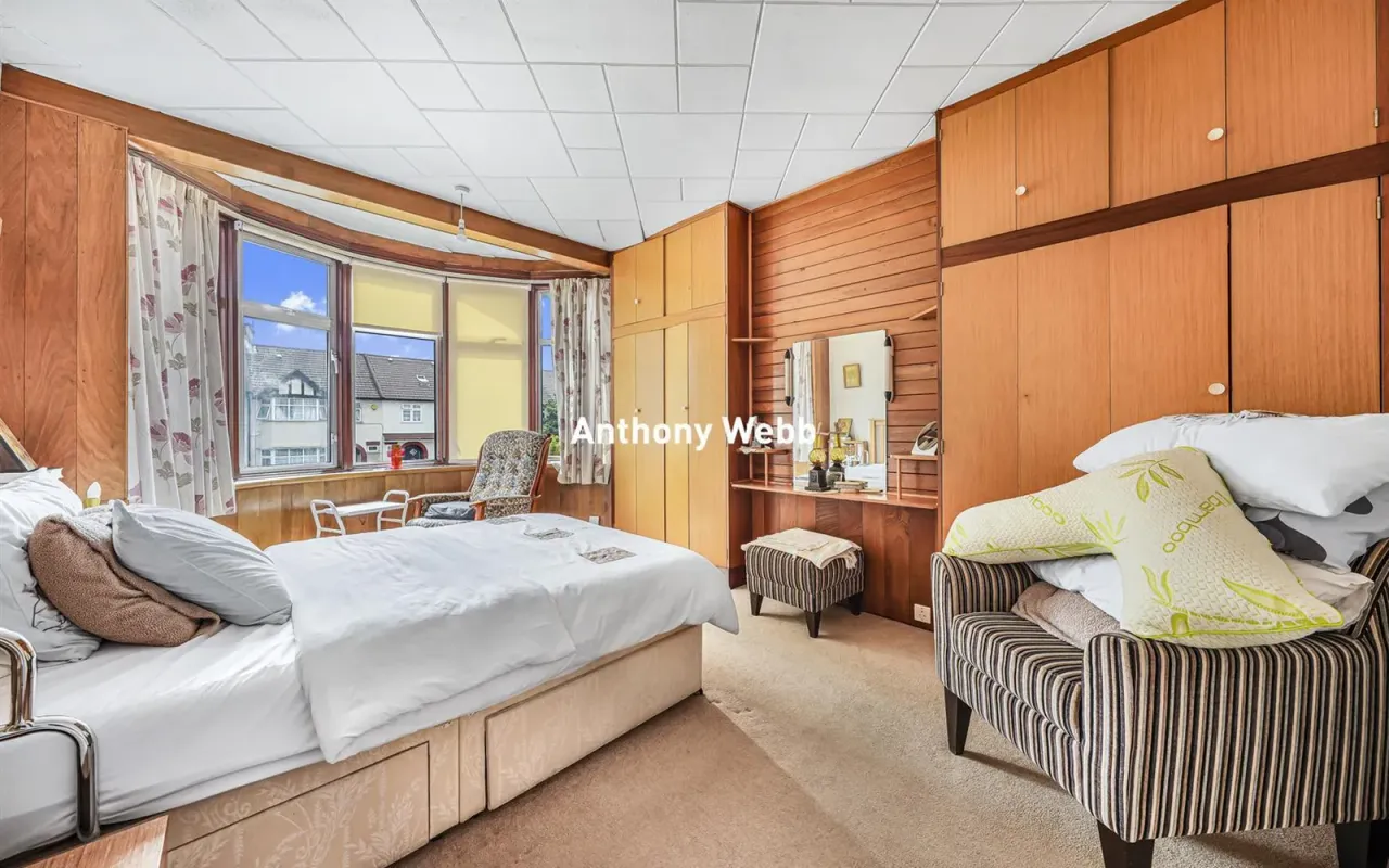 Hedge Lane, Palmers Green, N13, photo 12