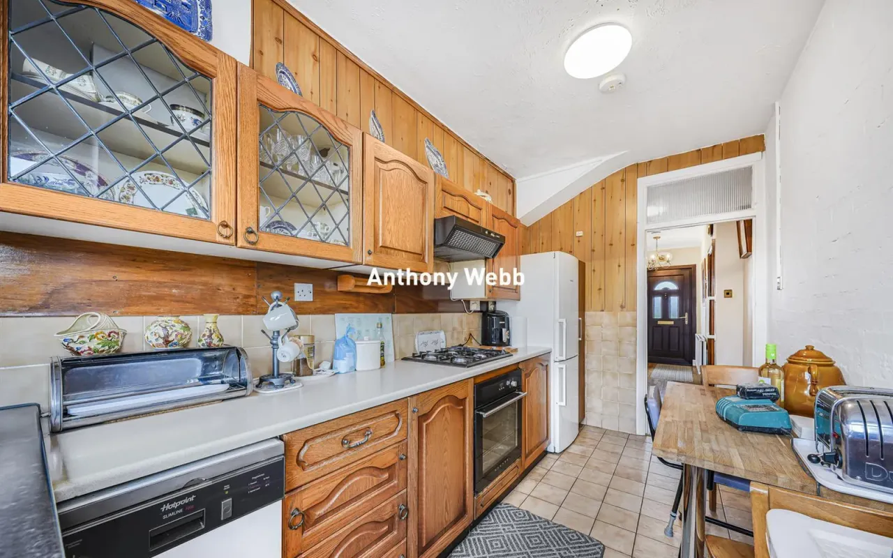 Hedge Lane, Palmers Green, N13, photo 8