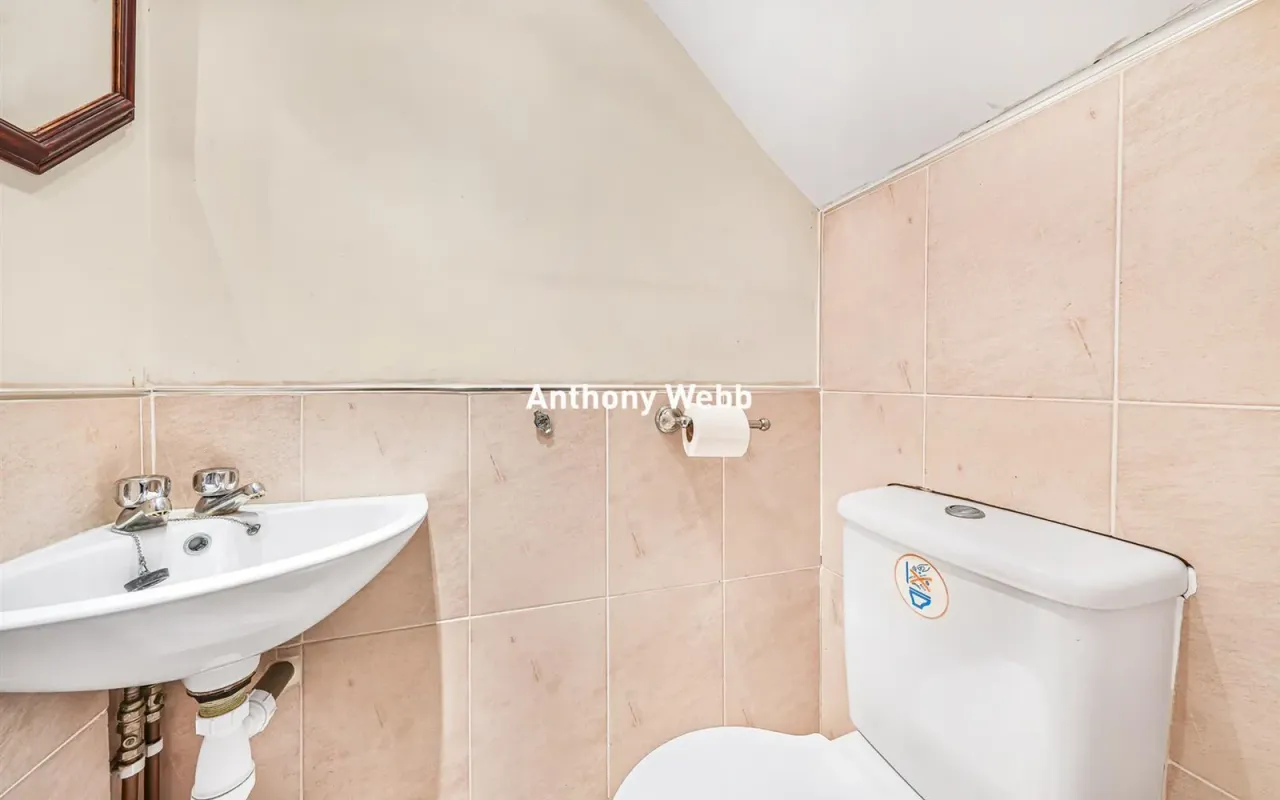 Hedge Lane, Palmers Green, N13, photo 9