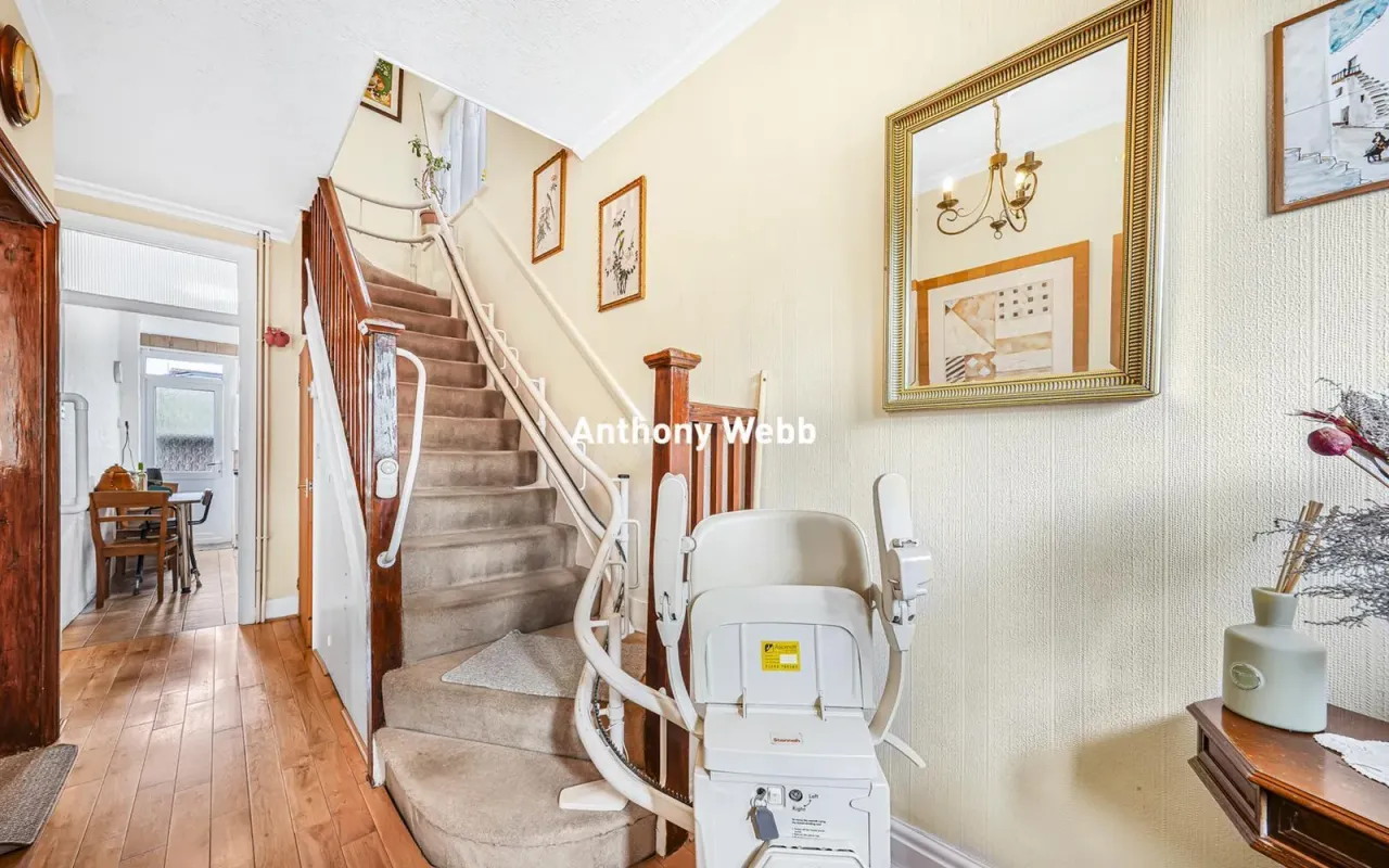 Hedge Lane, Palmers Green, N13, photo 4