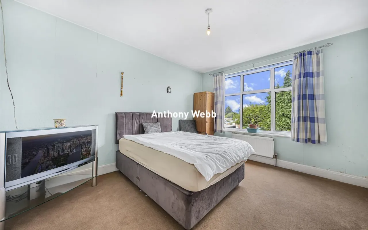 Hedge Lane, Palmers Green, N13, photo 13