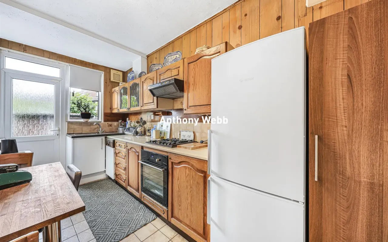 Hedge Lane, Palmers Green, N13, photo 3