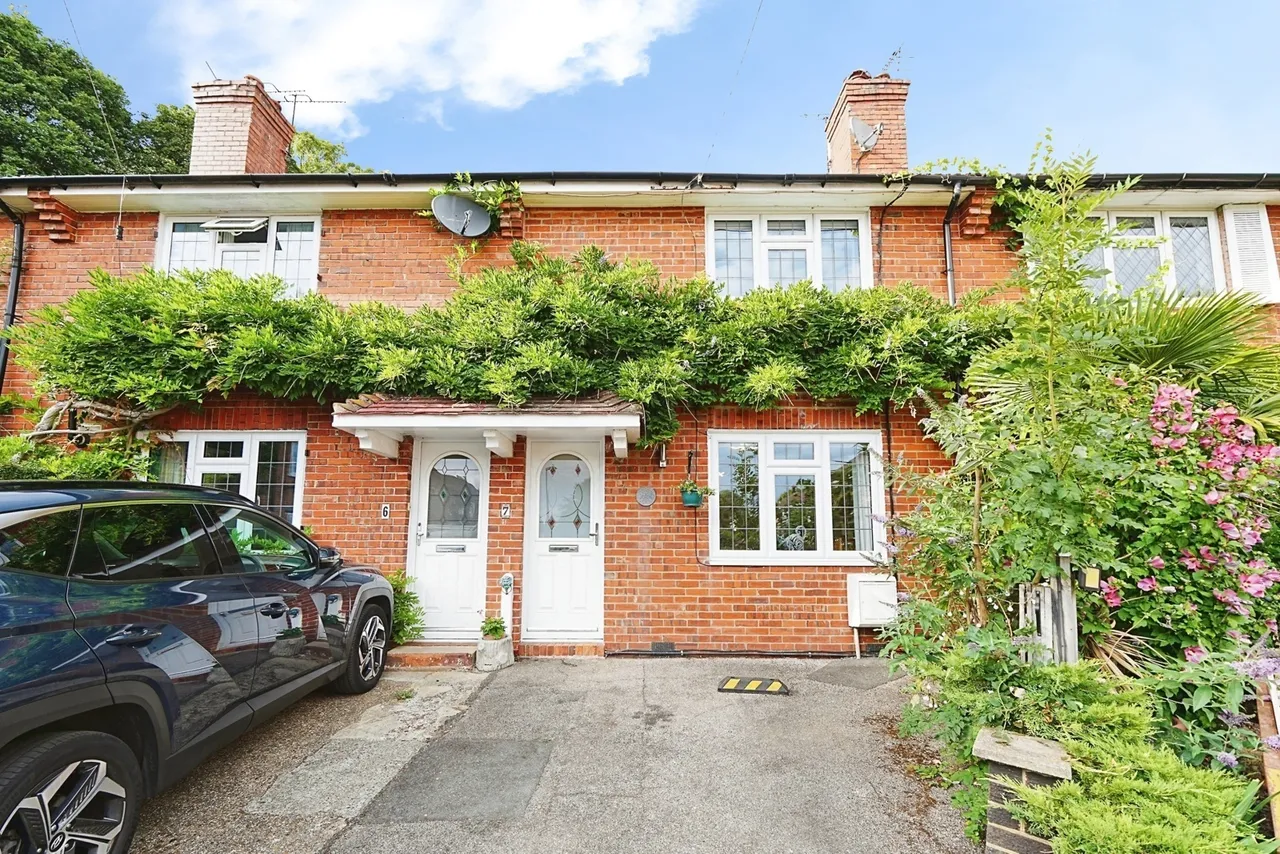 2 bed house for sale — Foxearth Spur, South Croydon, CR2