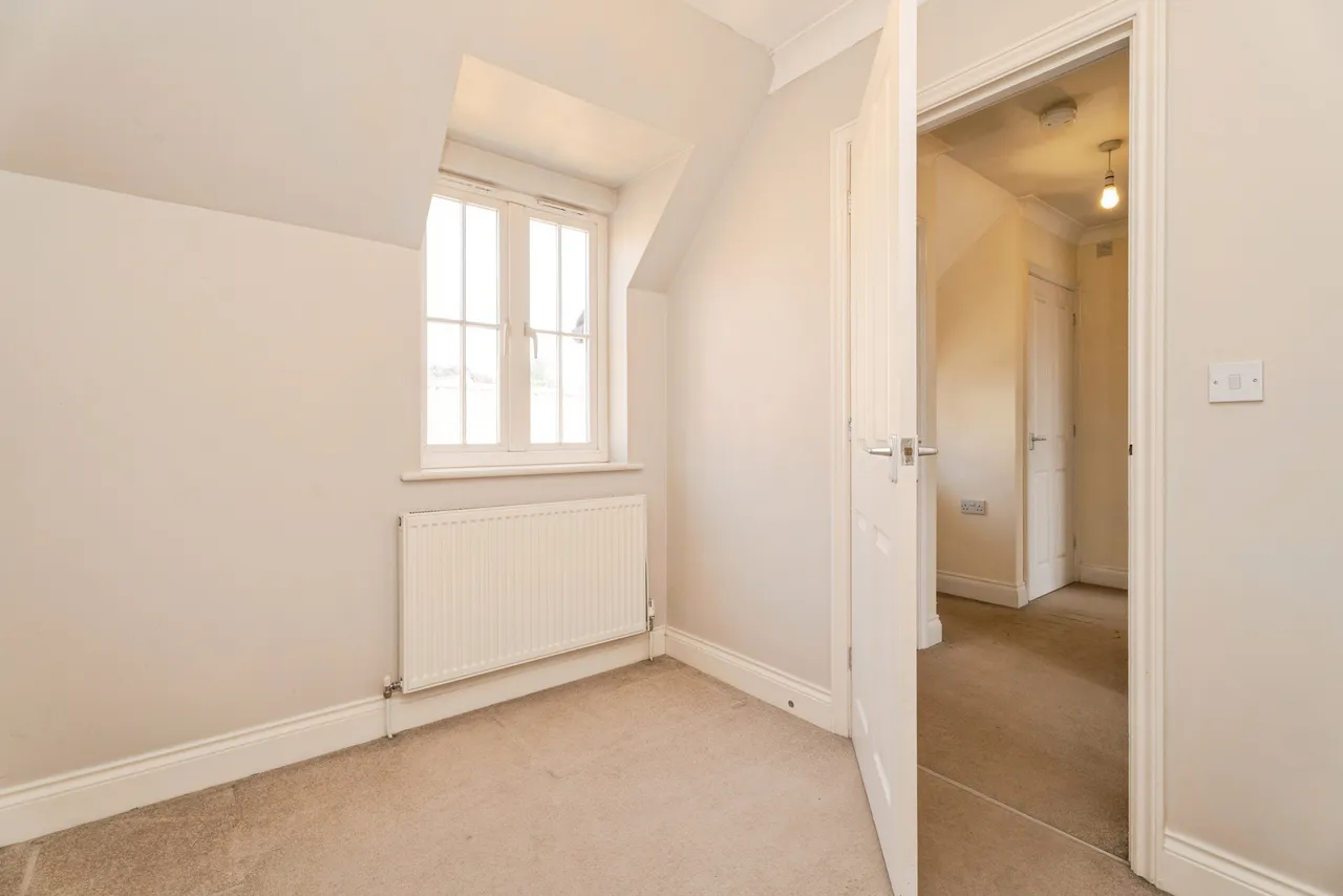 Baxter Close, FAKENHAM, photo 11