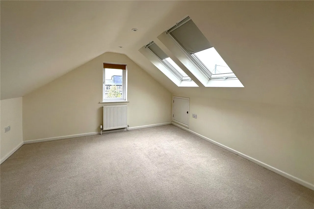 Hamesmoor Road, Mytchett, Surrey, GU16 6JB, photo 11