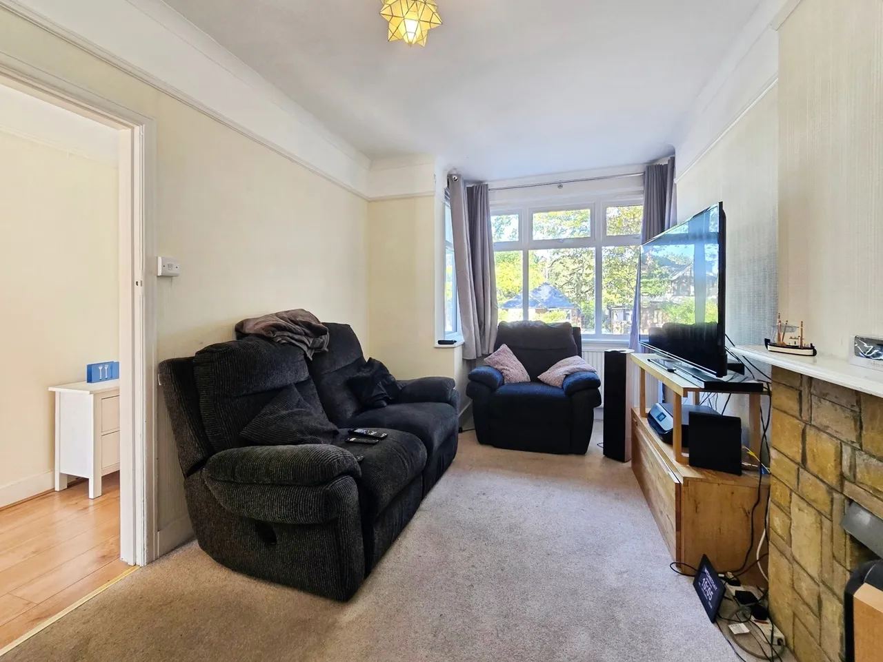 Hamesmoor Road, Mytchett, GU16, photo 3