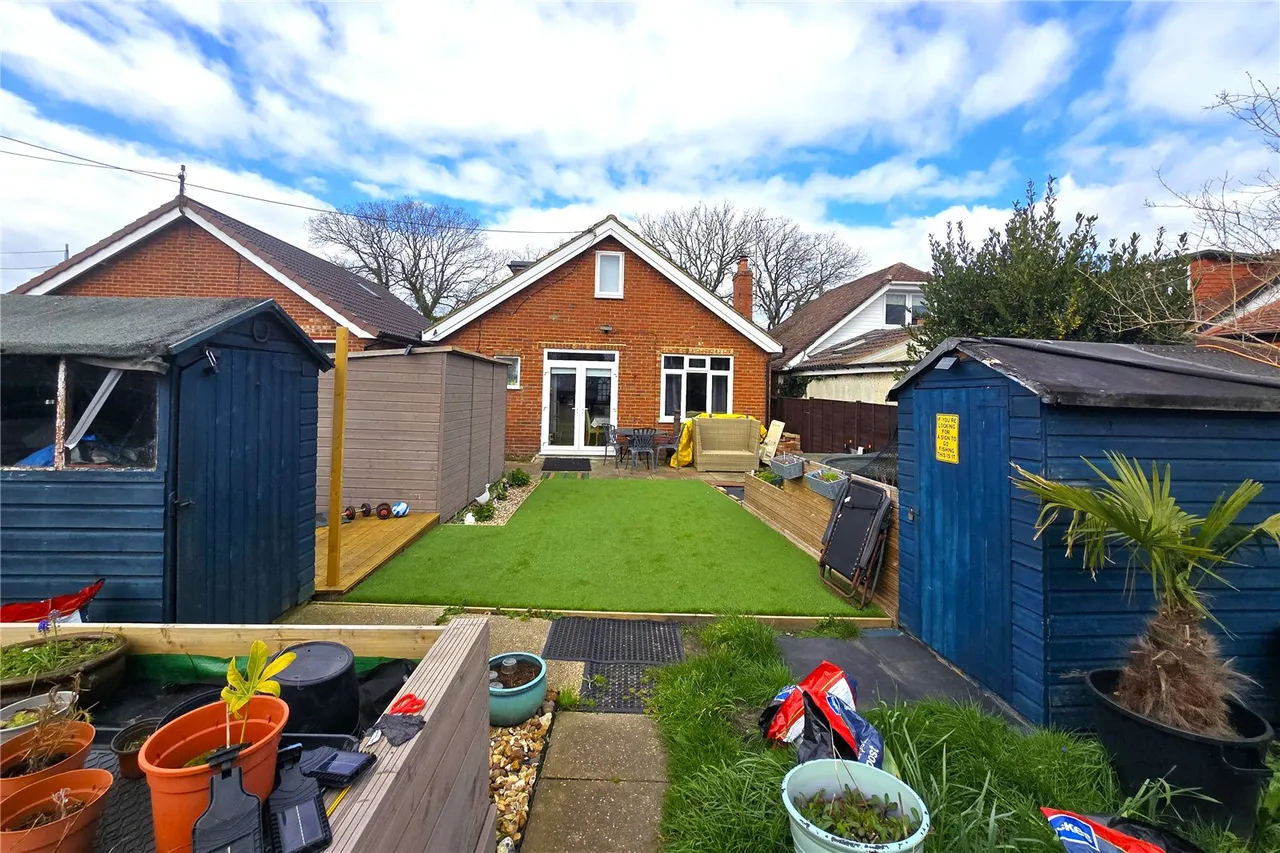 Hamesmoor Road, Mytchett, Surrey, GU16 6JB, photo 8