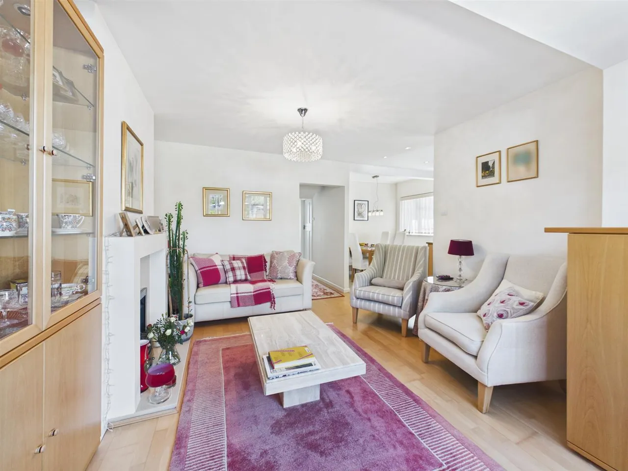 Pavilion Way, Ruislip, HA4 9JP, photo 2