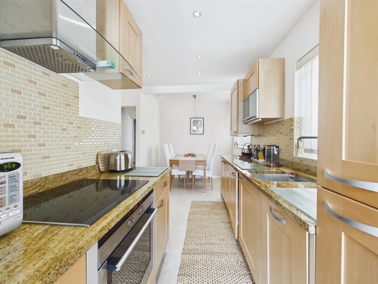 Pavilion Way, Ruislip, HA4 9JP, photo 7