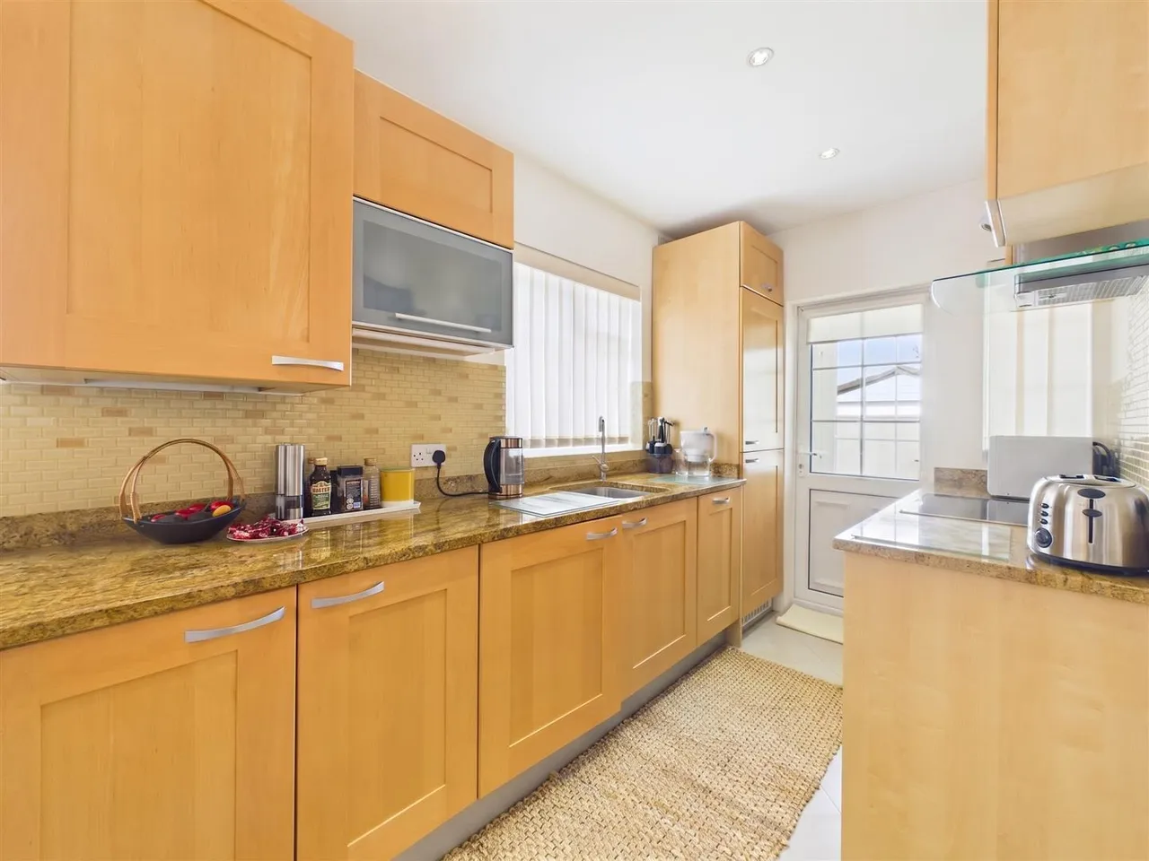 Pavilion Way, Ruislip, HA4 9JP, photo 6